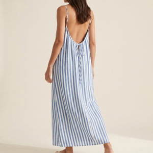 Patterned Low Backless Flow Dress NYRA Patterned Low Backless Flow Dress NYRA